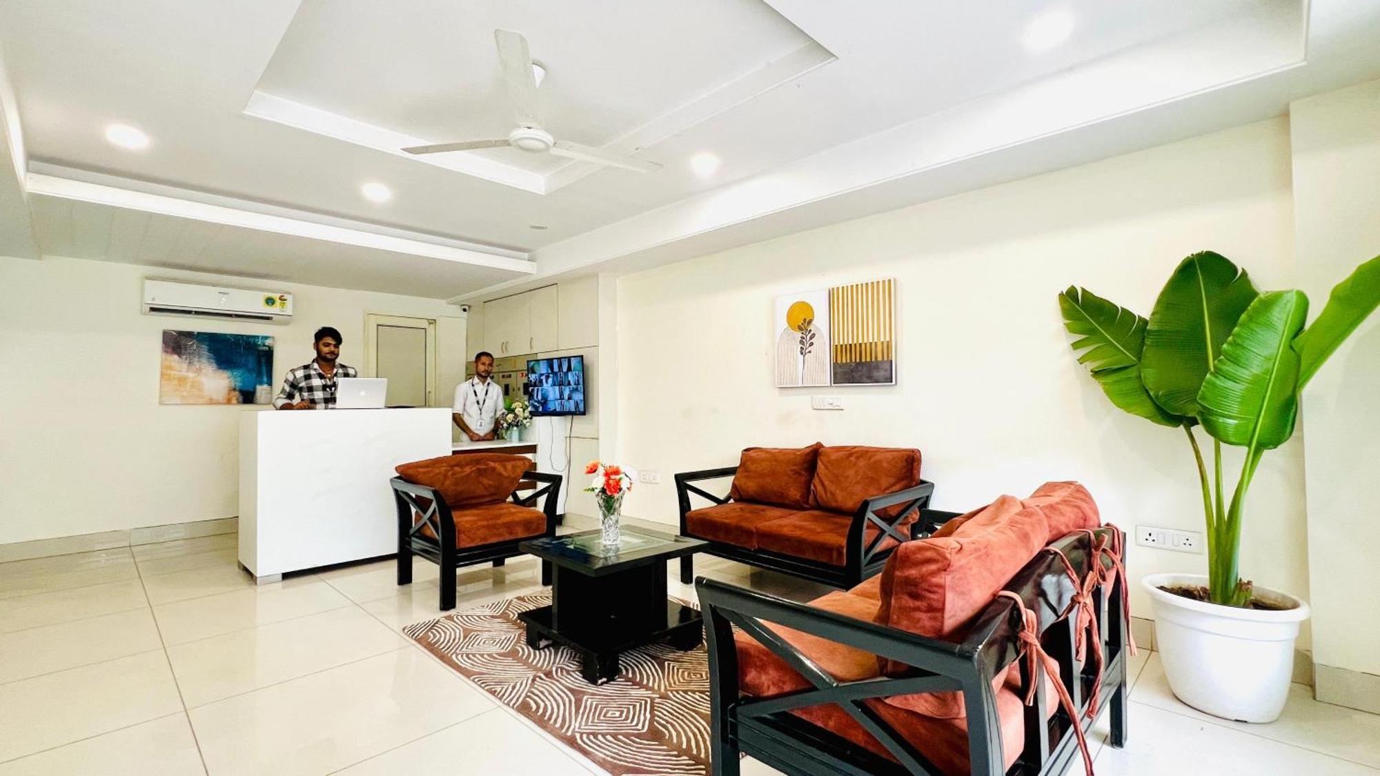 Bluo Studio5 Golf Course Road - Gym, Terrace Garden Gurgaon Eksteriør billede